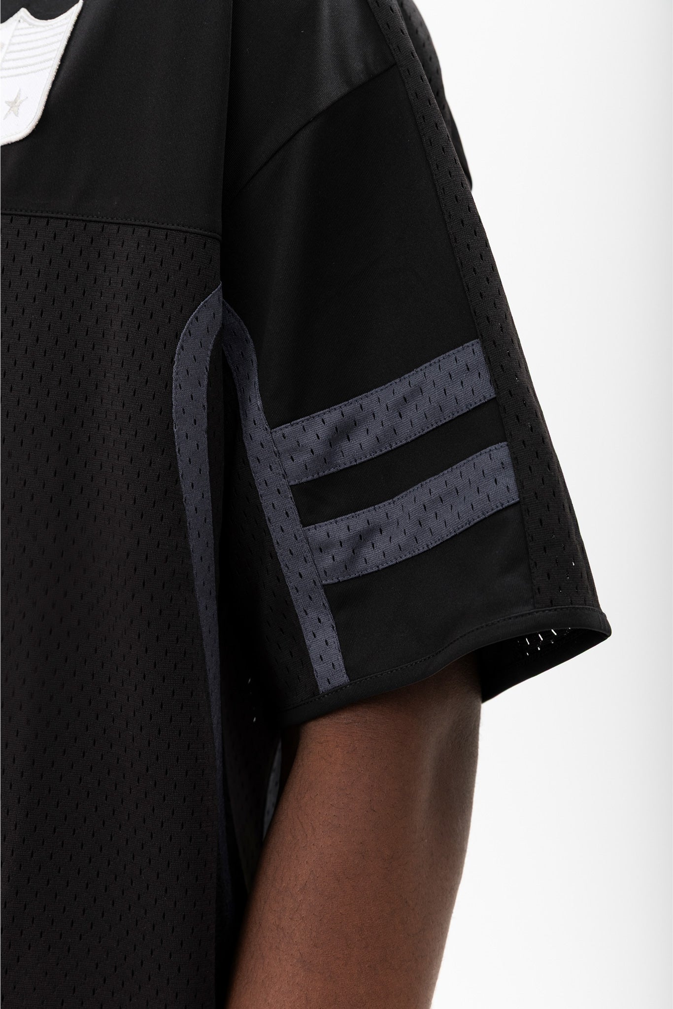 NOIR MESH JERSEY