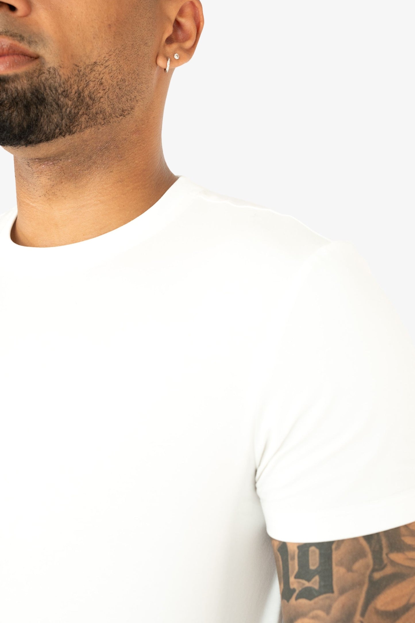 BODY FITTA TEE WHITE